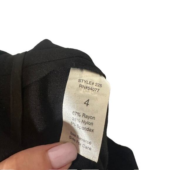 CAbi Black Business Wear Back Zipper Pencil Straight Skirt Women Sz 4 - Picture 11 of 11